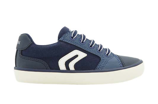 Footwear style 19
